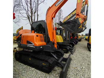 Ekskavator perayap DOOSAN DX60