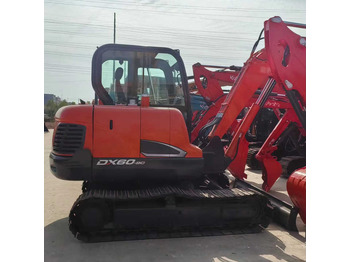 Ekskavator perayap DOOSAN DX60
