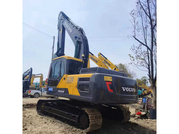 Ekskavator VOLVO EC210