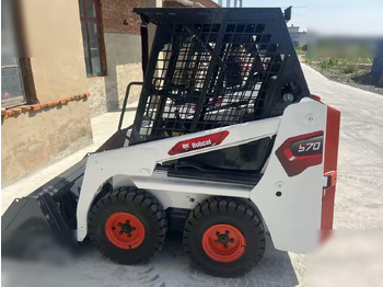 Skid steer BOBCAT S70