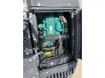 Ekskavator perayap VOLVO EC140: gambar 4 Ekskavator perayap VOLVO EC140: gambar 4