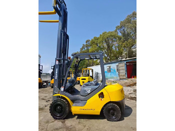 Ekskavator baru komatsu FD50: gambar 2