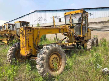 Grader Japan Komatsu GD511 Motor Grader Cheap Price Komatsu Road Grader GD511 Good Condition in China: gambar 5