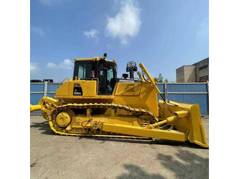 Bulldozer KOMATSU D65