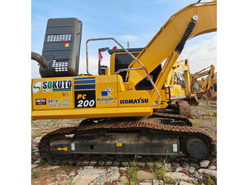 Ekskavator perayap KOMATSU PC200