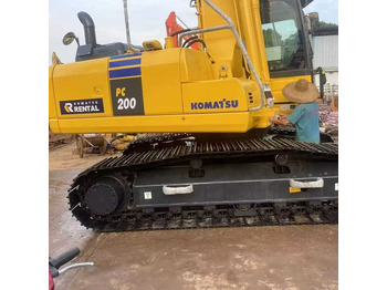 Ekskavator KOMATSU PC200-8