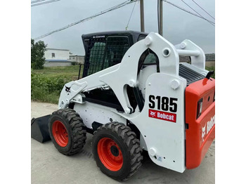 Skid steer BOBCAT S16