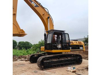 Ekskavator perayap CATERPILLAR 330CL