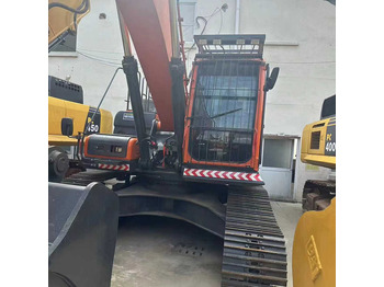 Ekskavator perayap DOOSAN DX300