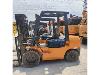 Forklift TOYOTA