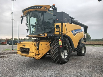 Pemanen gabungan New Holland CR 7.90: gambar 2