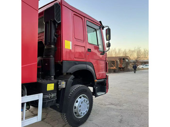 Leasing HOWO HOWO 371 6*4 dump truck HOWO HOWO 371 6*4 dump truck: gambar 2 Leasing HOWO HOWO 371 6*4 dump truck HOWO HOWO 371 6*4 dump truck: gambar 2