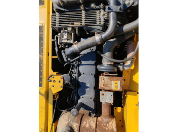 Mesin KOMATSU