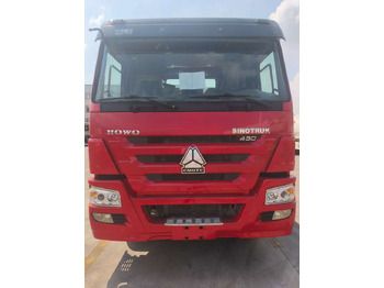 Tractor head SINOTRUK HOWO
