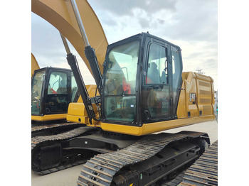 Ekskavator perayap CATERPILLAR