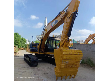 Ekskavator perayap CATERPILLAR 320D
