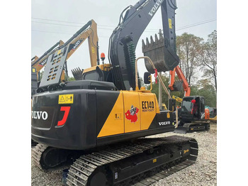 Ekskavator perayap VOLVO EC140