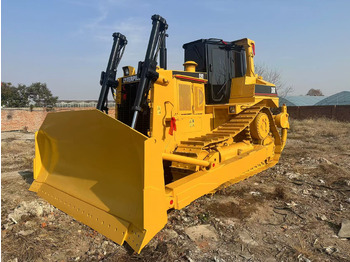 Peralatan konstruksi CATERPILLAR D8R