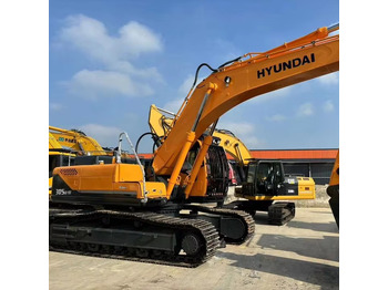 Ekskavator HYUNDAI