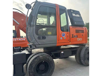 Ekskavator HITACHI ZX130W