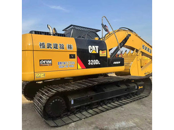 Ekskavator perayap CATERPILLAR 320D
