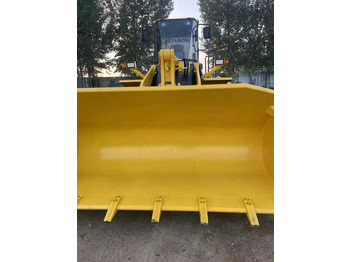 Wheel loader Used Komatsu WA380-3 Front Loader in Very Good Condition Strong Power komatsu 380 Wheel Loader Low Price Hot Sale: gambar 3