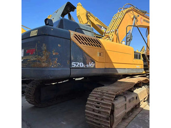 Ekskavator HYUNDAI