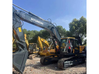 Ekskavator HYUNDAI