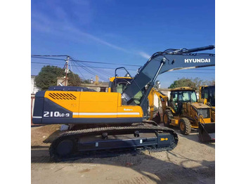 Ekskavator HYUNDAI