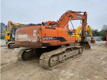 Ekskavator perayap DOOSAN DH225LC-7