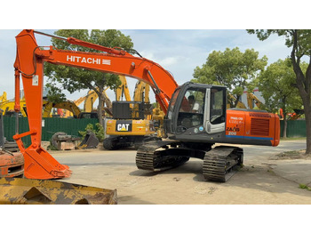 Ekskavator perayap HITACHI ZX200
