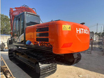 Ekskavator perayap HITACHI ZX210