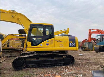 Ekskavator perayap KOMATSU PC200-7