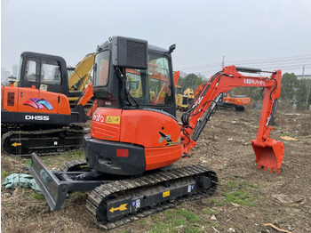 Ekskavator mini KUBOTA