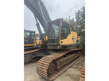 Ekskavator perayap VOLVO EC380: gambar 2