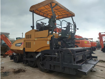 Paver aspal XCMG