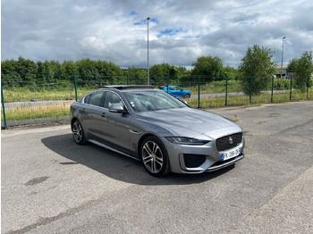 Mobil sedan JAGUAR XE 20MY SE R-DYN. 2.0L D 180 BVA8 Cockpit PANO: gambar 4 Mobil sedan JAGUAR XE 20MY SE R-DYN. 2.0L D 180 BVA8 Cockpit PANO: gambar 4