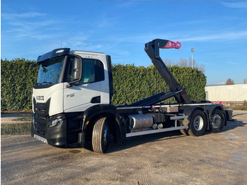 Hook lift IVECO X-WAY