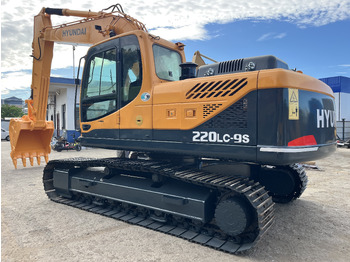 Ekskavator HYUNDAI