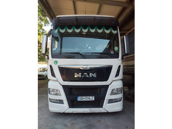Tractor head MAN TGX 18.440