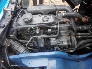 Mesin MERCEDES-BENZ