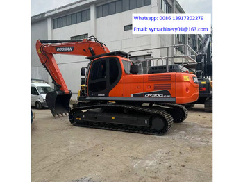 Ekskavator perayap DOOSAN DX225LC
