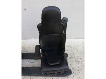 Tempat duduk DAF CF
