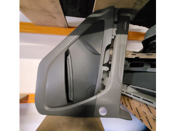 Pintu dan bagian DAF CF