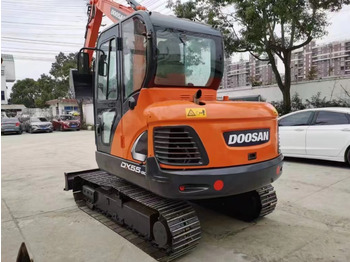 Ekskavator mini DOOSAN DX55