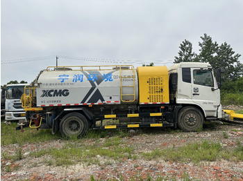 Truk vakum DONGFENG