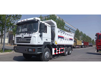 Truk jungkit SHACMAN