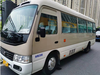 Bus kota TOYOTA