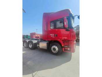 Tractor head SINOTRUK