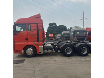 Tractor head SINOTRUK